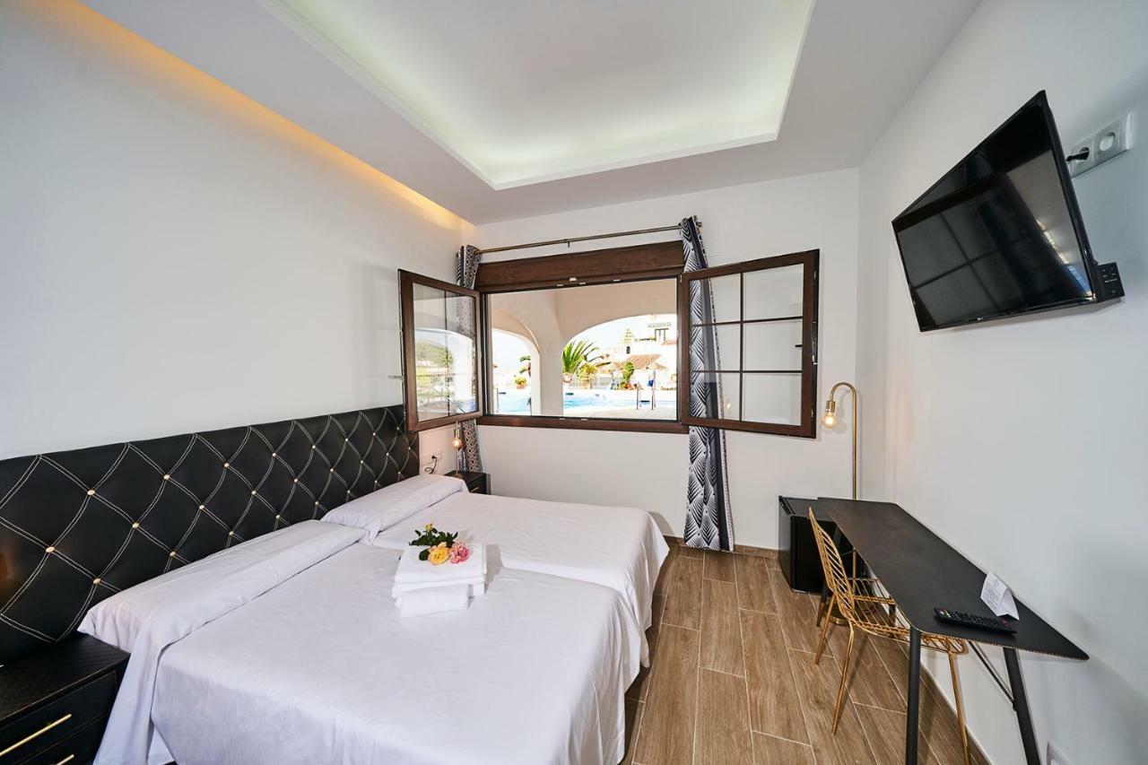 Hotel Bajamar Ancladero Playa Нерха Екстер'єр фото