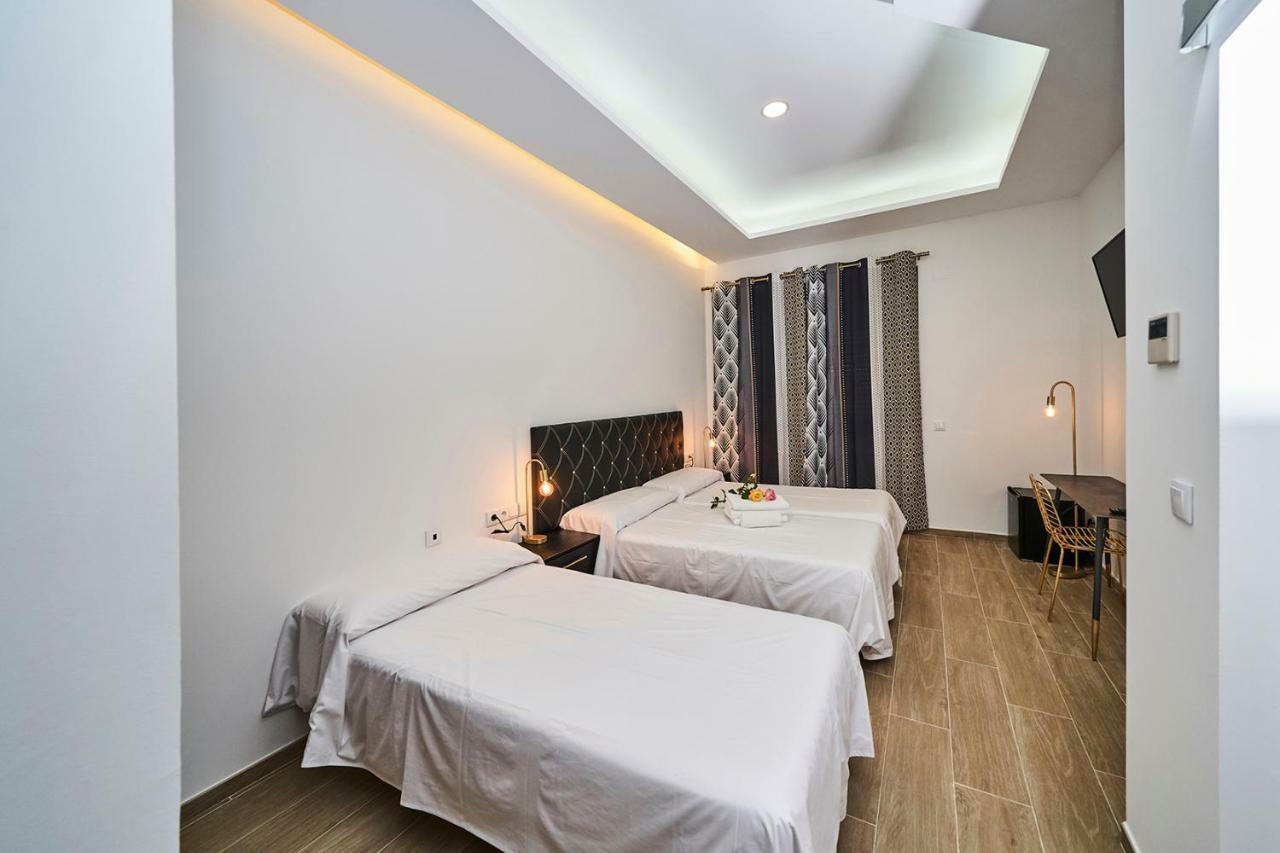 Hotel Bajamar Ancladero Playa Нерха Екстер'єр фото