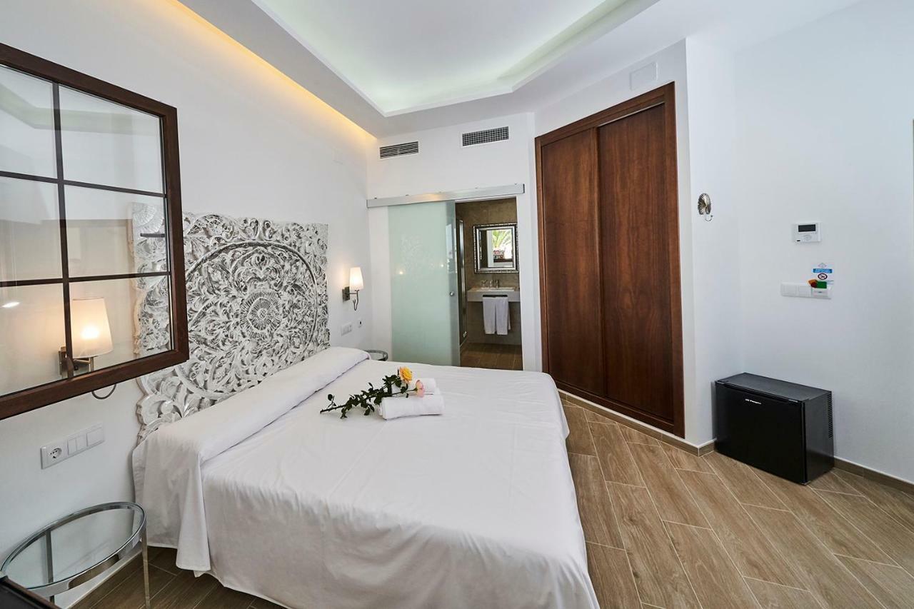 Hotel Bajamar Ancladero Playa Нерха Екстер'єр фото